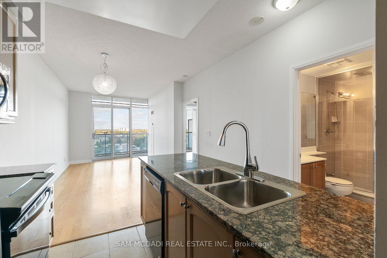 911 - 80 Absolute Avenue, Mississauga, Ontario  L4Z 0A5 - Photo 5 - W12456156