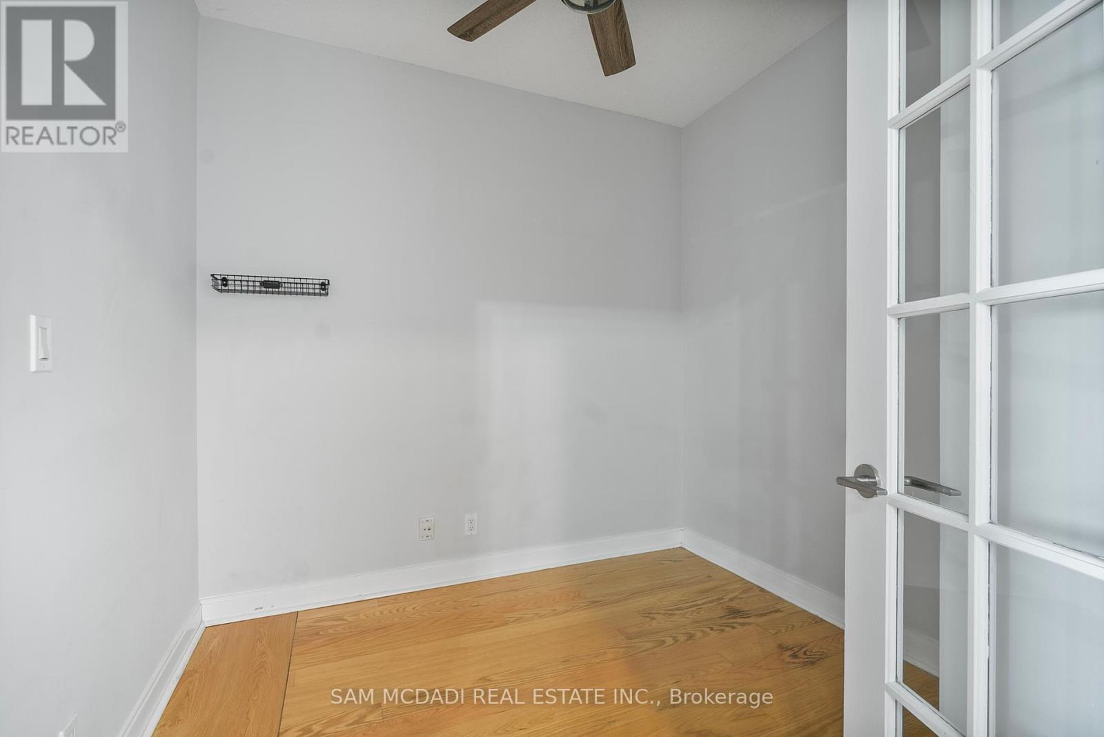911 - 80 Absolute Avenue, Mississauga, Ontario  L4Z 0A5 - Photo 7 - W12456156