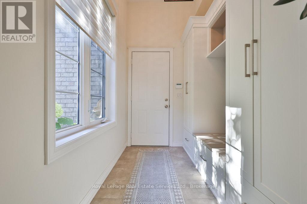 3294 Robert Brown Boulevard, Oakville, Ontario  L6M 0N7 - Photo 22 - W12456218