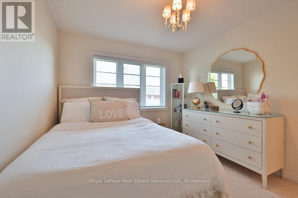 3294 Robert Brown Boulevard, Oakville, Ontario  L6M 0N7 - Photo 25 - W12456218