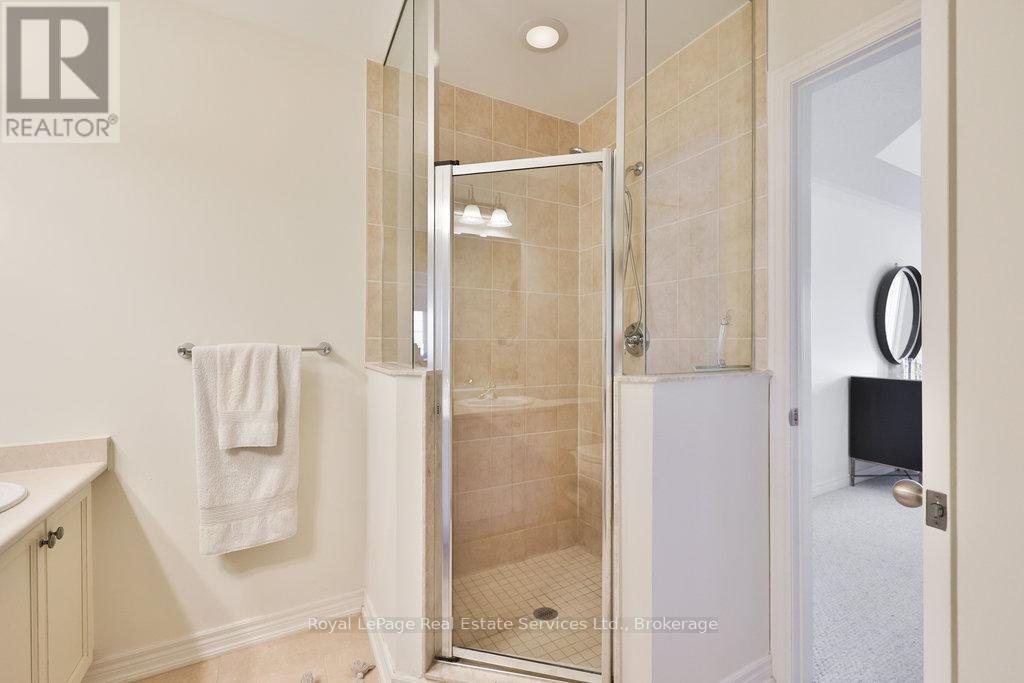 3294 Robert Brown Boulevard, Oakville, Ontario  L6M 0N7 - Photo 28 - W12456218