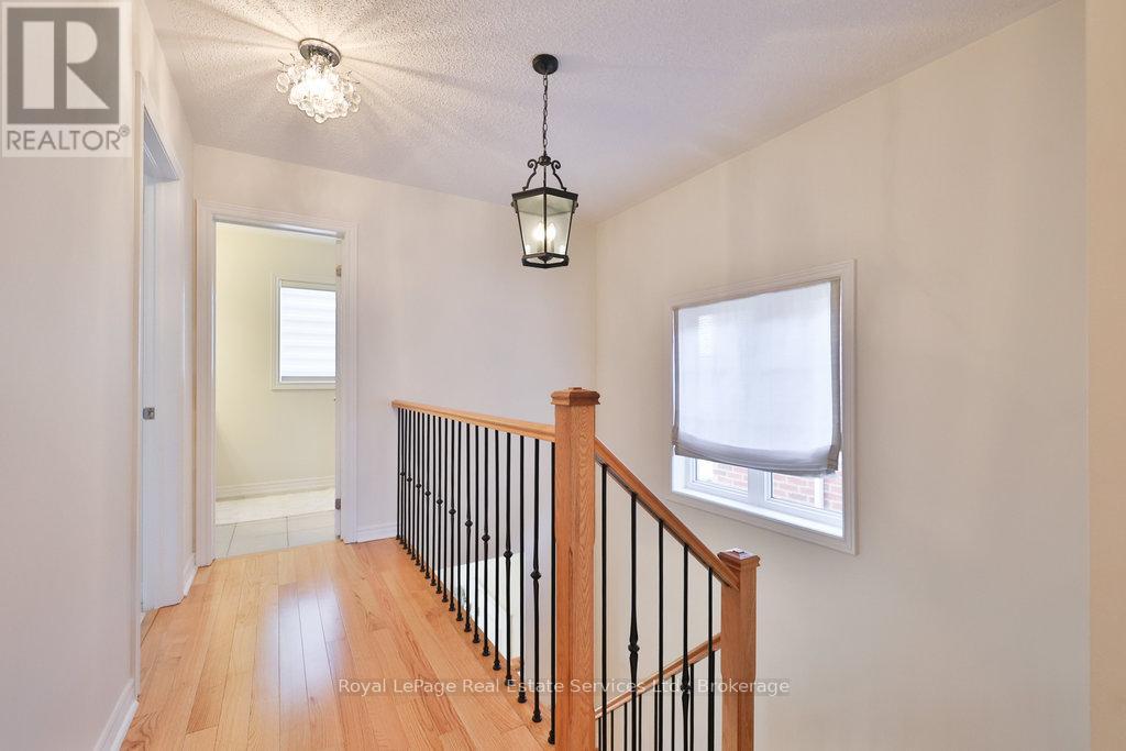 3294 Robert Brown Boulevard, Oakville, Ontario  L6M 0N7 - Photo 30 - W12456218