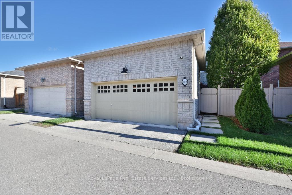 3294 Robert Brown Boulevard, Oakville, Ontario  L6M 0N7 - Photo 44 - W12456218