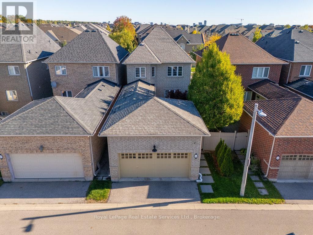3294 Robert Brown Boulevard, Oakville, Ontario  L6M 0N7 - Photo 45 - W12456218