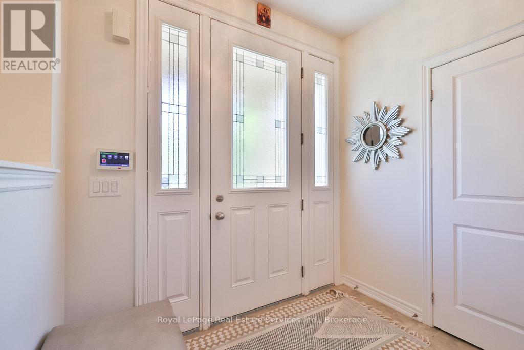 3294 Robert Brown Boulevard, Oakville, Ontario  L6M 0N7 - Photo 5 - W12456218