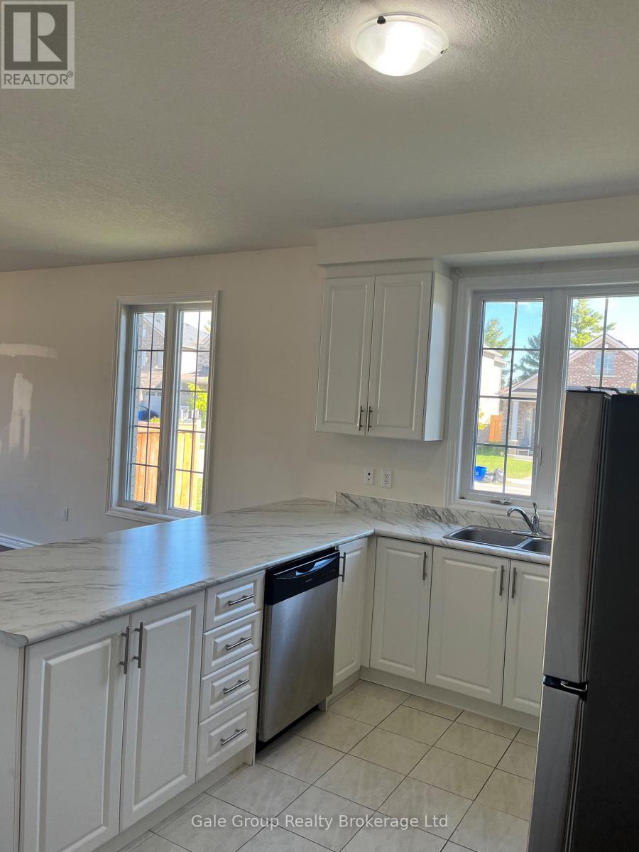 24 Harwood Street, Tillsonburg, Ontario  N4G 0J8 - Photo 13 - X12456278