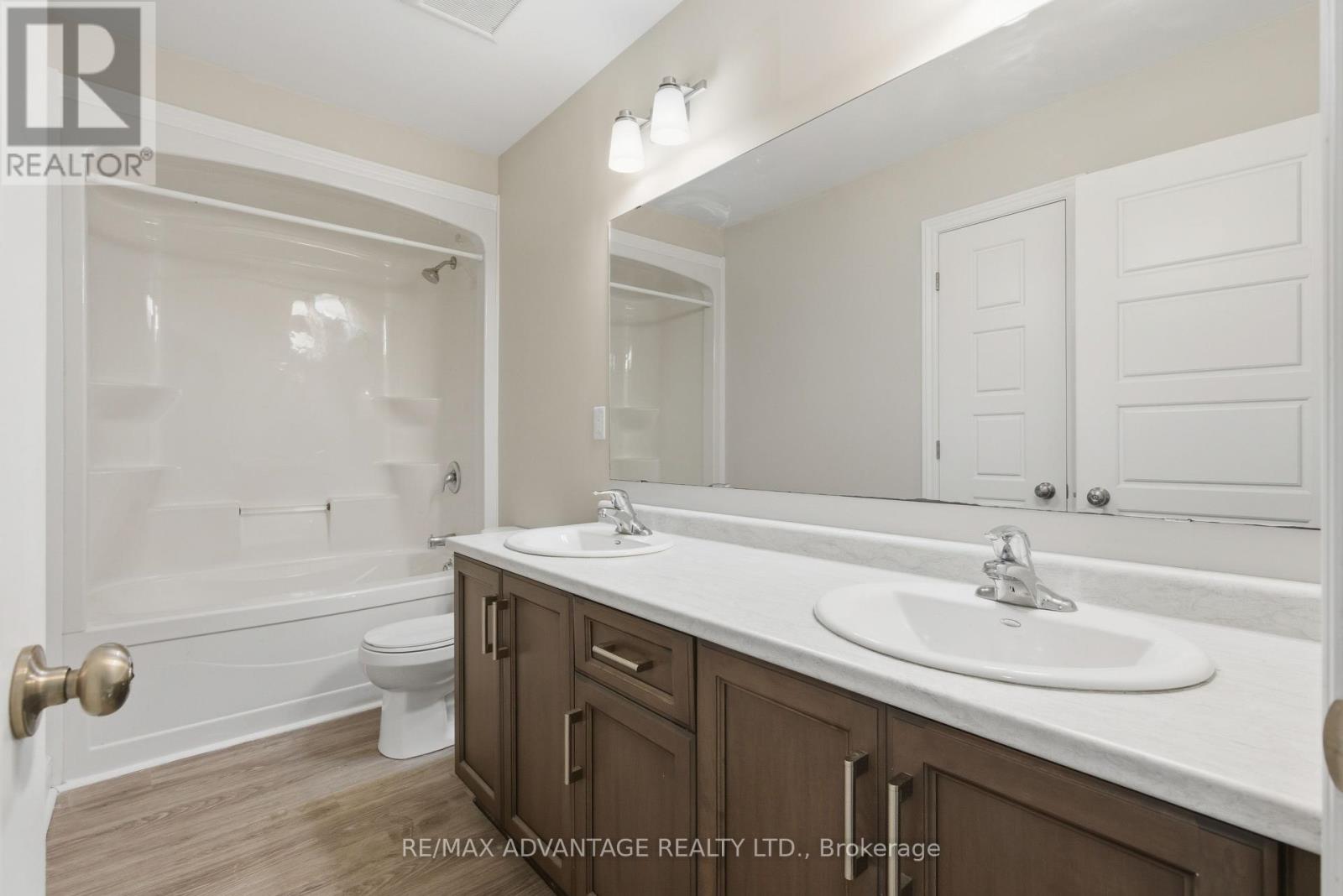 47 Ashberry Place, St. Thomas, Ontario  N5R 0H9 - Photo 12 - X12323879