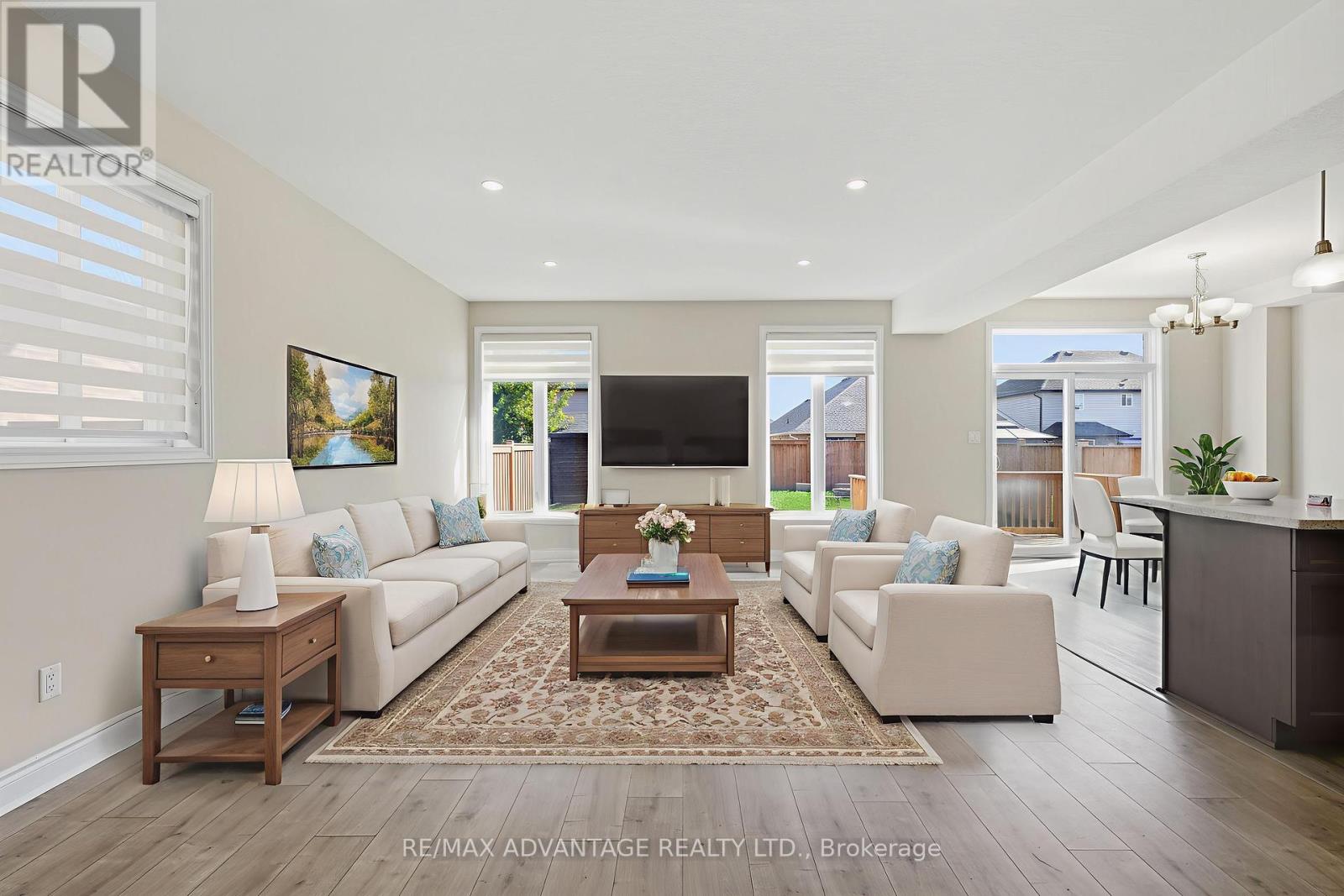 Photo 4 of 28 for 47 Ashberry Place