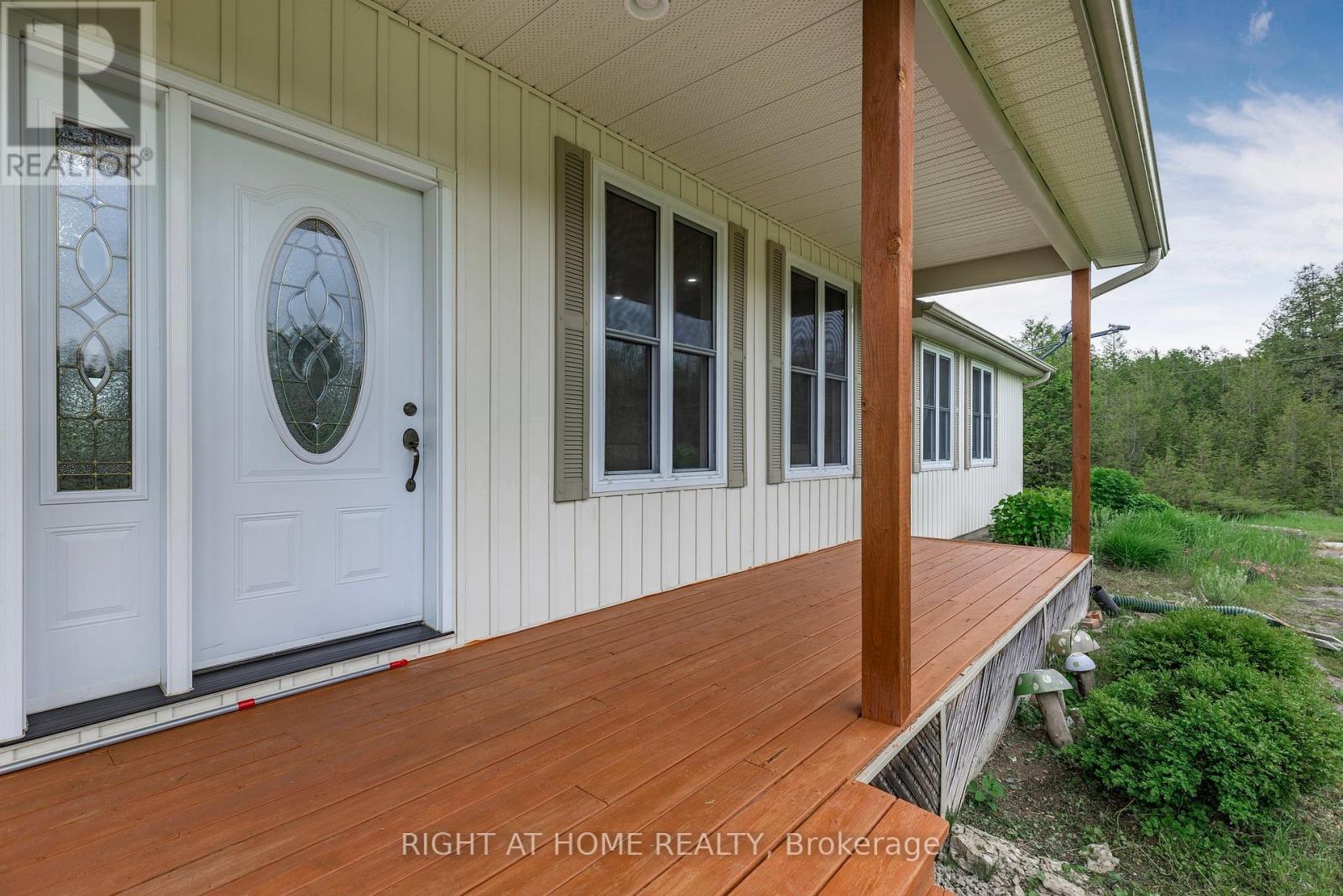 371 Digby Laxton Boundary Road, Kawartha Lakes, Ontario  K0M 2B0 - Photo 3 - X12456064