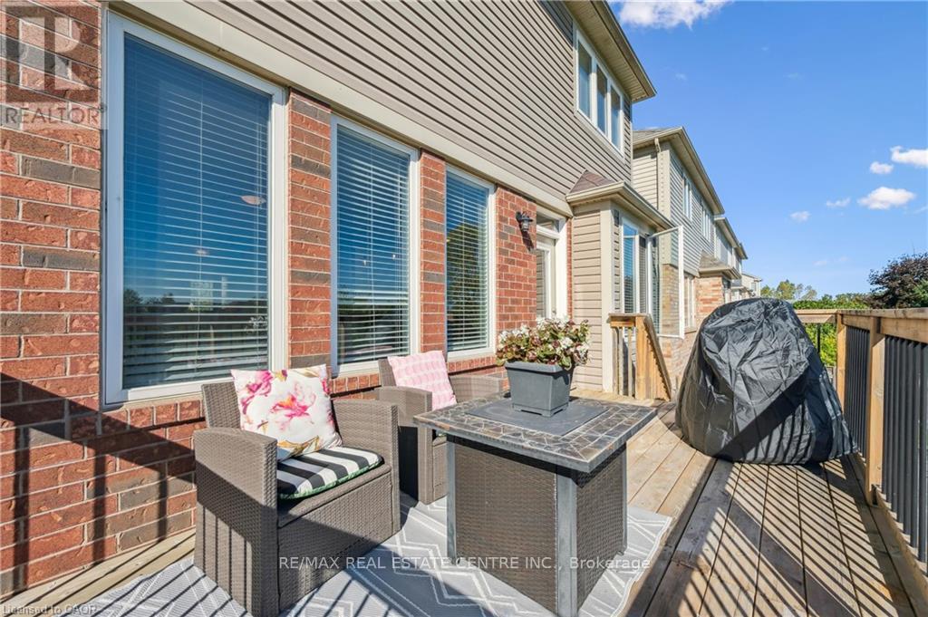 88 Fletcher Circle, Waterloo, Ontario  N3C 0B6 - Photo 26 - X12456084