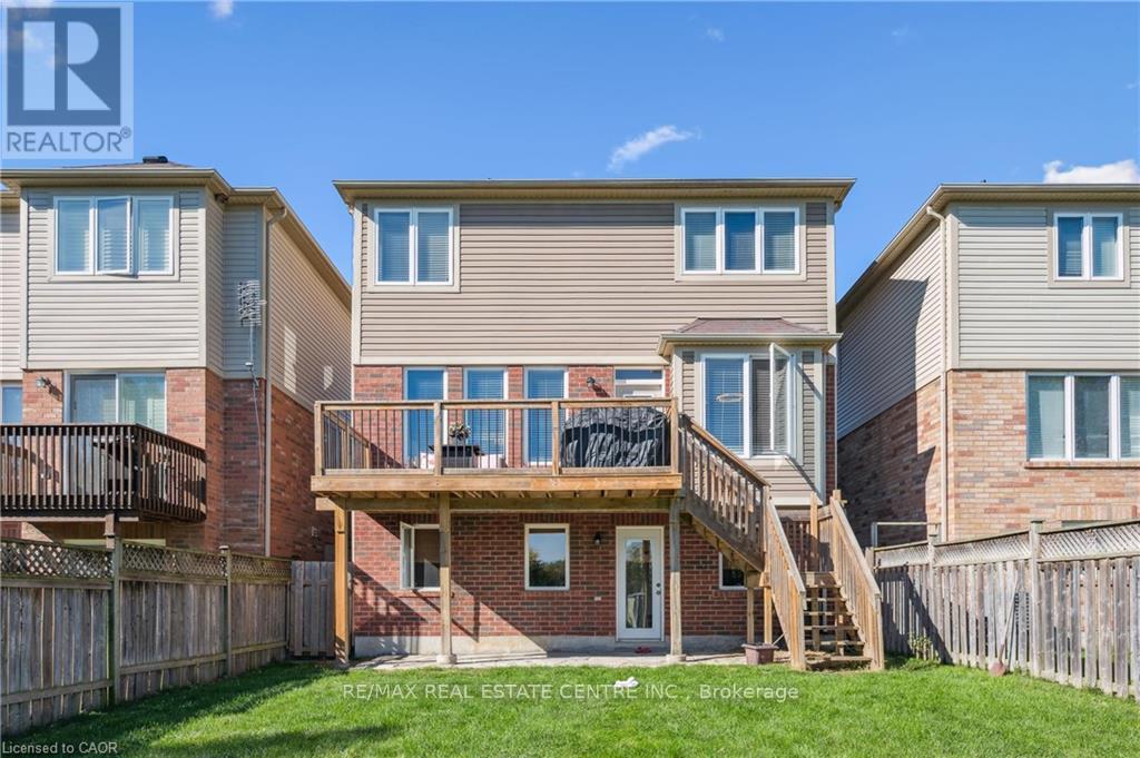 88 Fletcher Circle, Waterloo, Ontario  N3C 0B6 - Photo 33 - X12456084