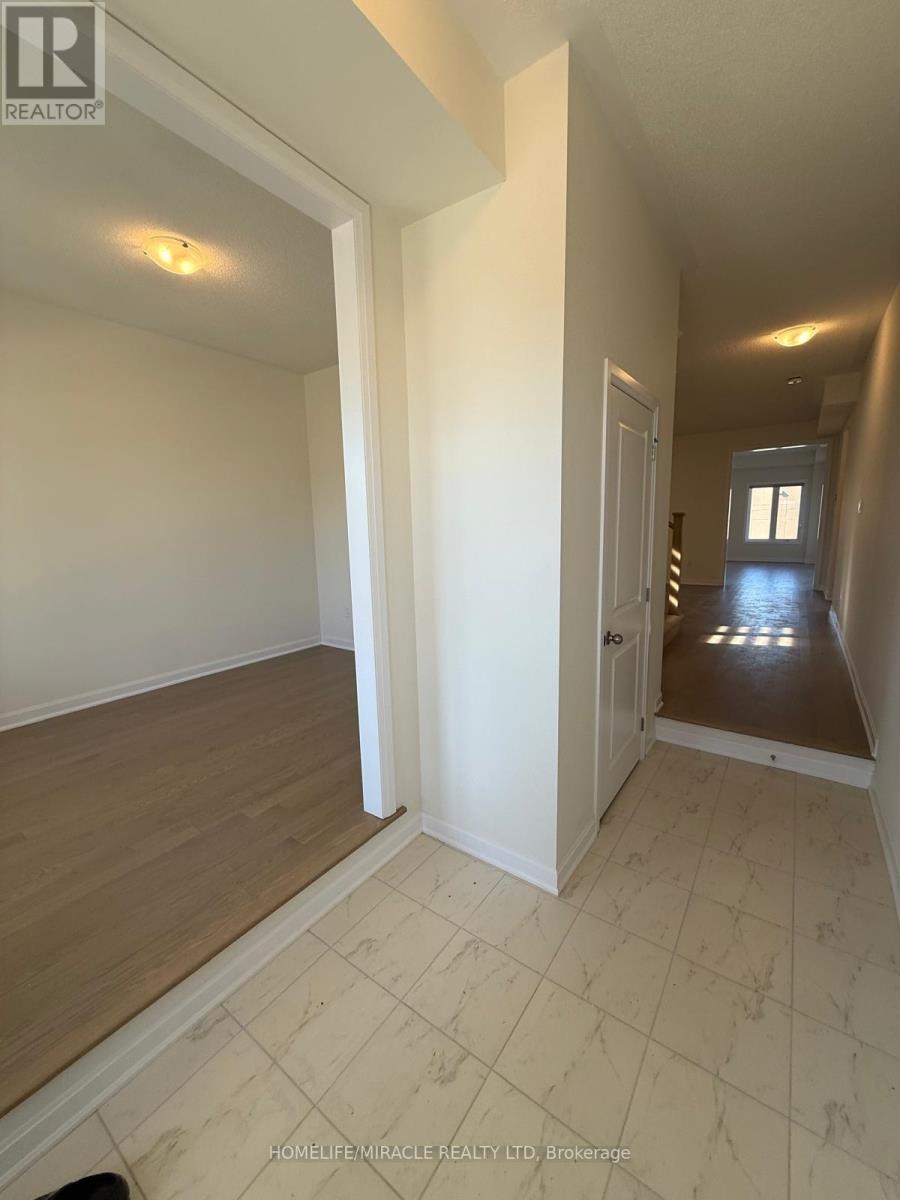 109 Windermere Boulevard, Loyalist, Ontario  K0H 1G0 - Photo 3 - X12456143