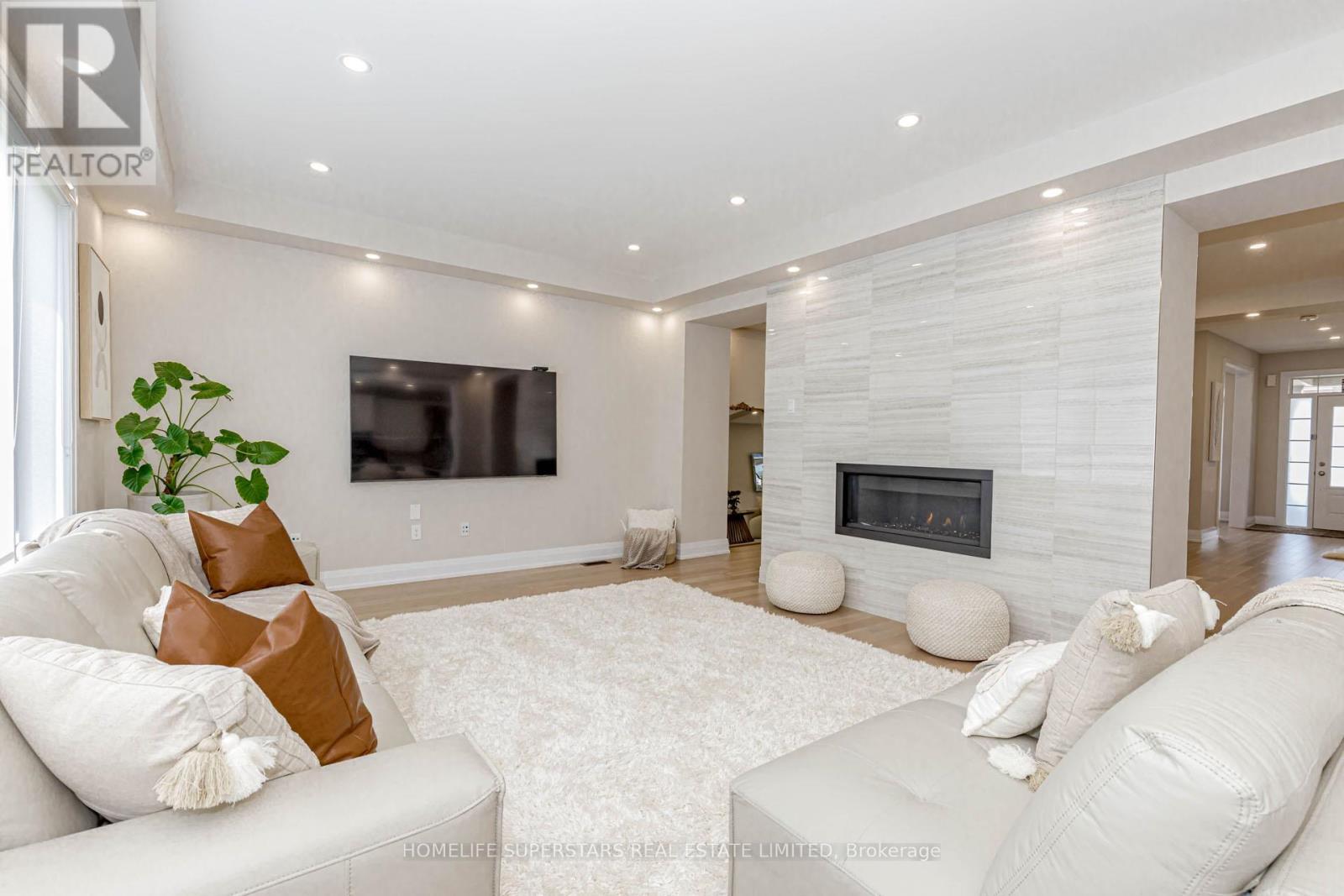 108 Oak Avenue E, Brant, Ontario  N3L 0J6 - Photo 16 - X12456187