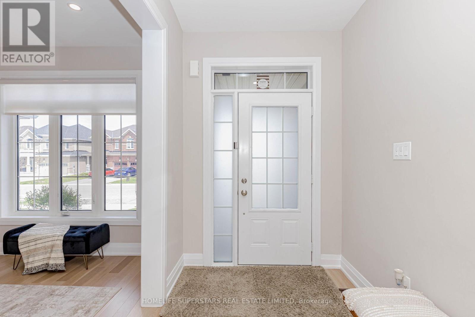 108 Oak Avenue E, Brant, Ontario  N3L 0J6 - Photo 3 - X12456187