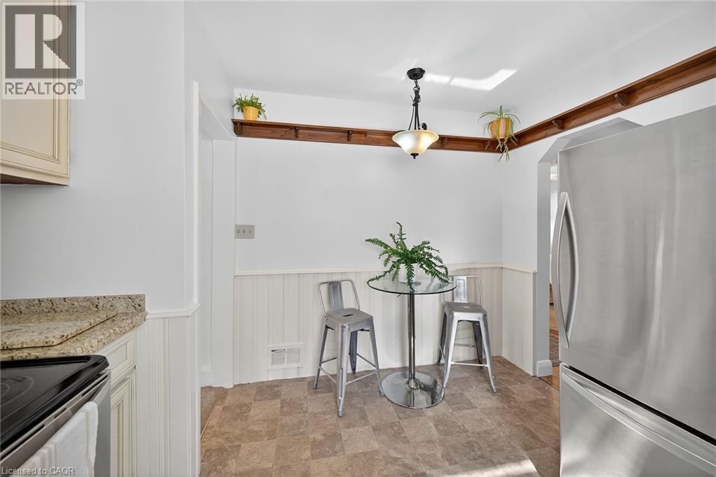 238 East 43rd Street, Hamilton, Ontario  L8T 3C5 - Photo 14 - 40778021