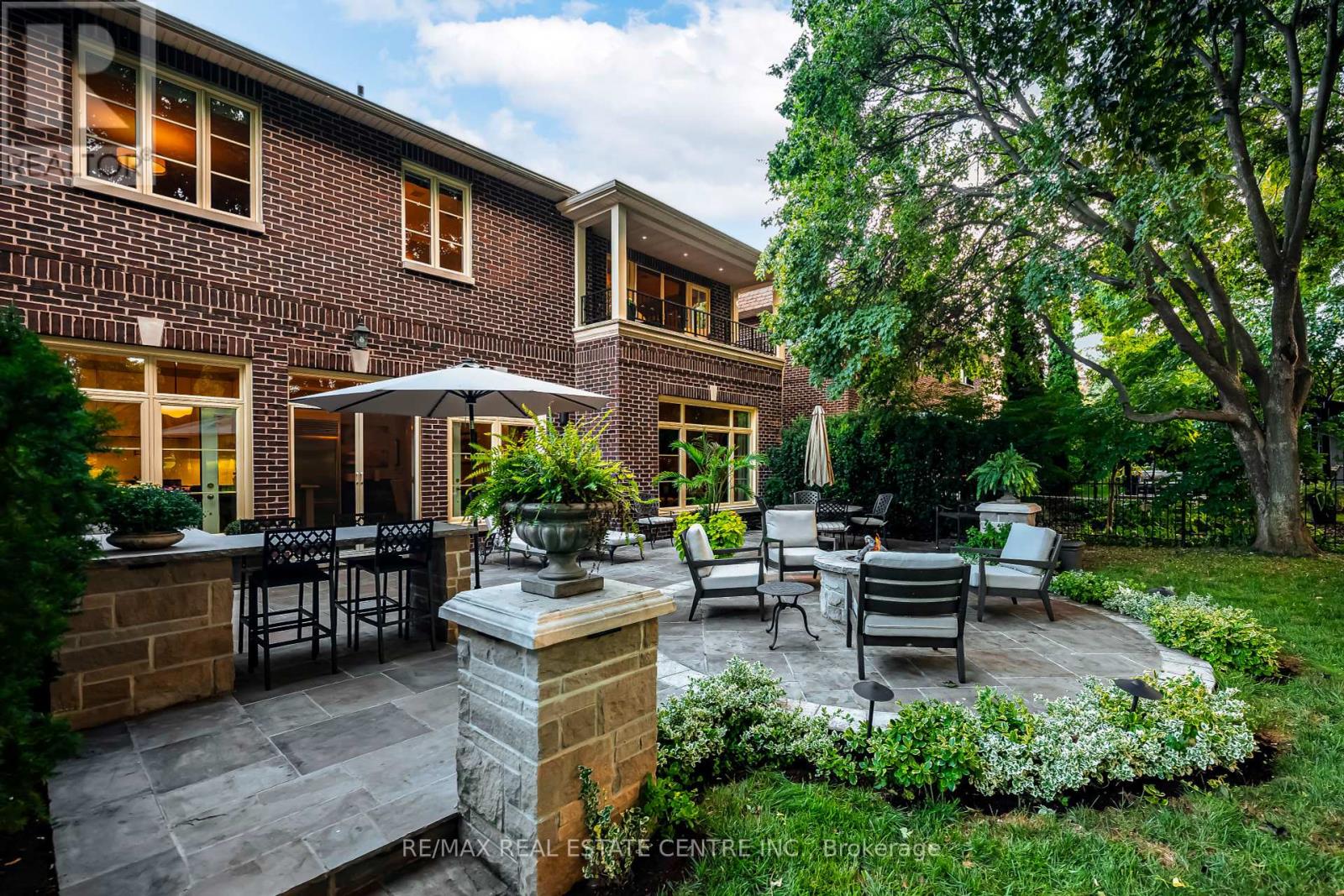 14 St. Phillips Road, Toronto, Ontario  M9P 2N6 - Photo 1 - W12407129