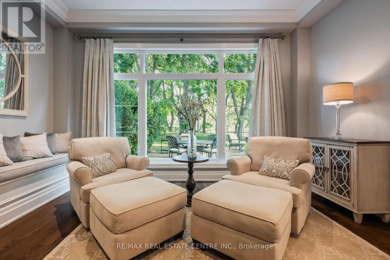 14 St. Phillips Road, Toronto, Ontario  M9P 2N6 - Photo 14 - W12407129