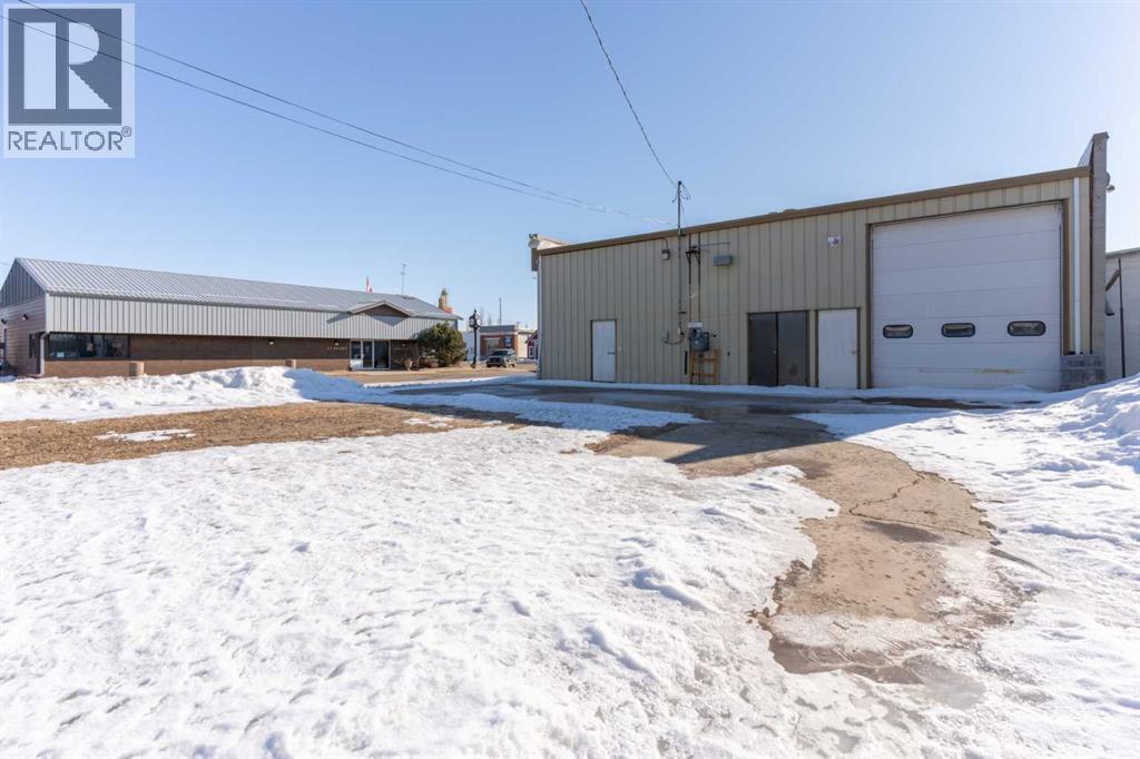4932 50 Street, Lougheed, Alberta  T0B 2V0 - Photo 46 - A2255672