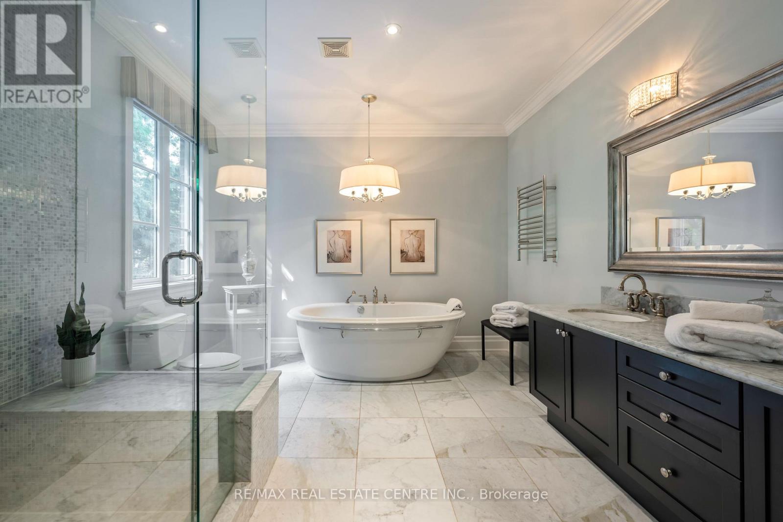 14 St. Phillips Road, Toronto, Ontario  M9P 2N6 - Photo 29 - W12407129