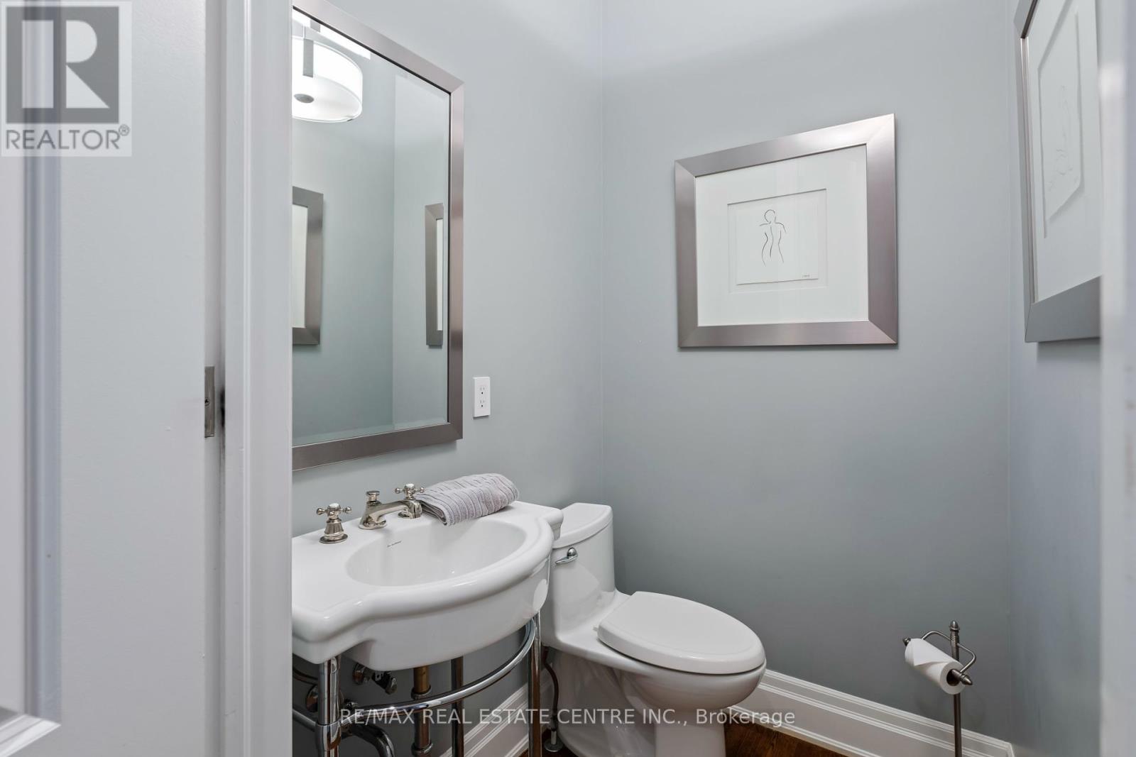 14 St. Phillips Road, Toronto, Ontario  M9P 2N6 - Photo 22 - W12407129