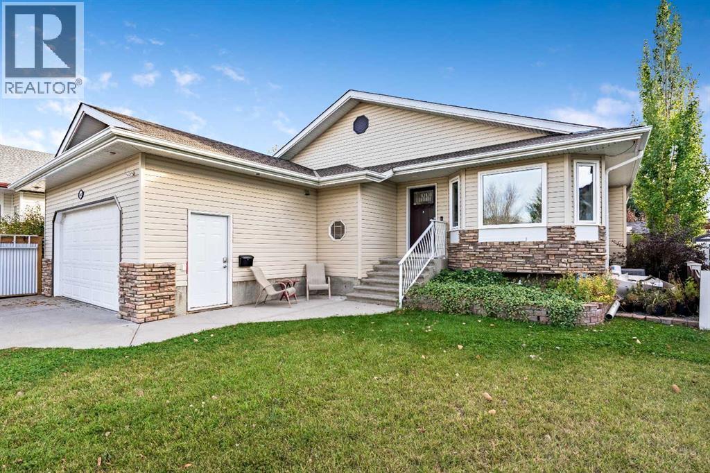 1607 Sunshine Close Se, High River, Alberta  T1V 1W4 - Photo 2 - A2256927