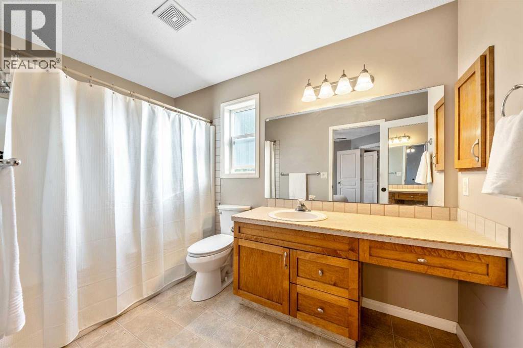 1607 Sunshine Close Se, High River, Alberta  T1V 1W4 - Photo 23 - A2256927
