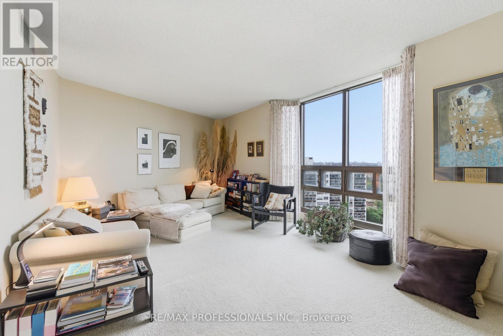 1806 - 2010 Islington Avenue, Toronto, Ontario  M9P 3S8 - Photo 12 - W12448086