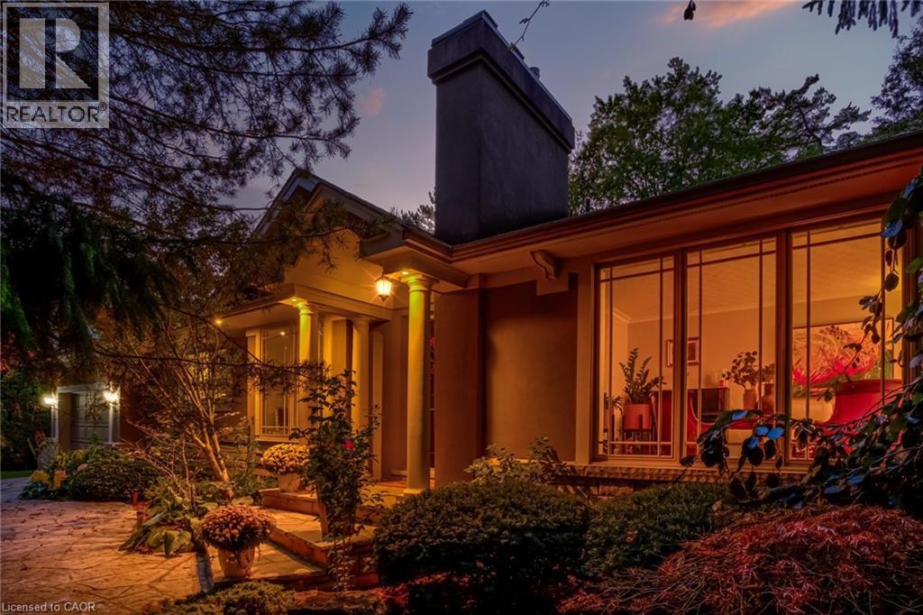 2047 Ardleigh Road, Oakville, Ontario  L6J 1V6 - Photo 4 - 40775709