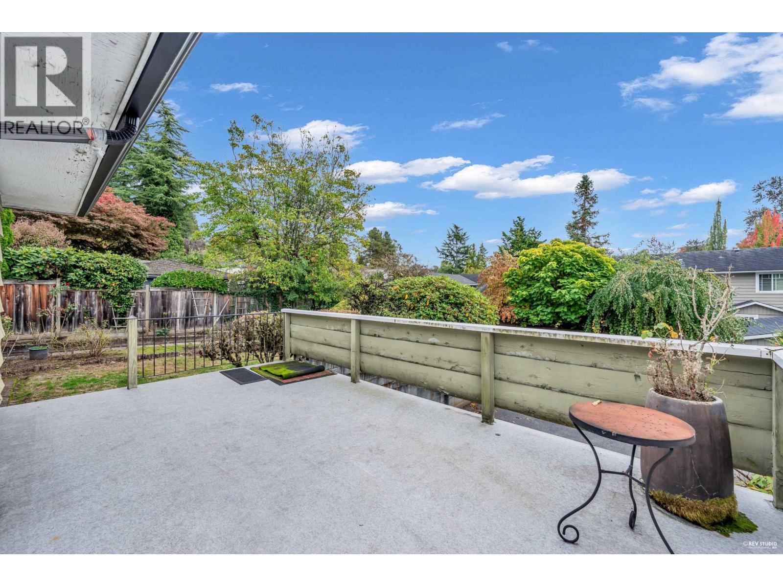 2056 W 29th Avenue, Vancouver, British Columbia  V6J 3A1 - Photo 35 - R3057375