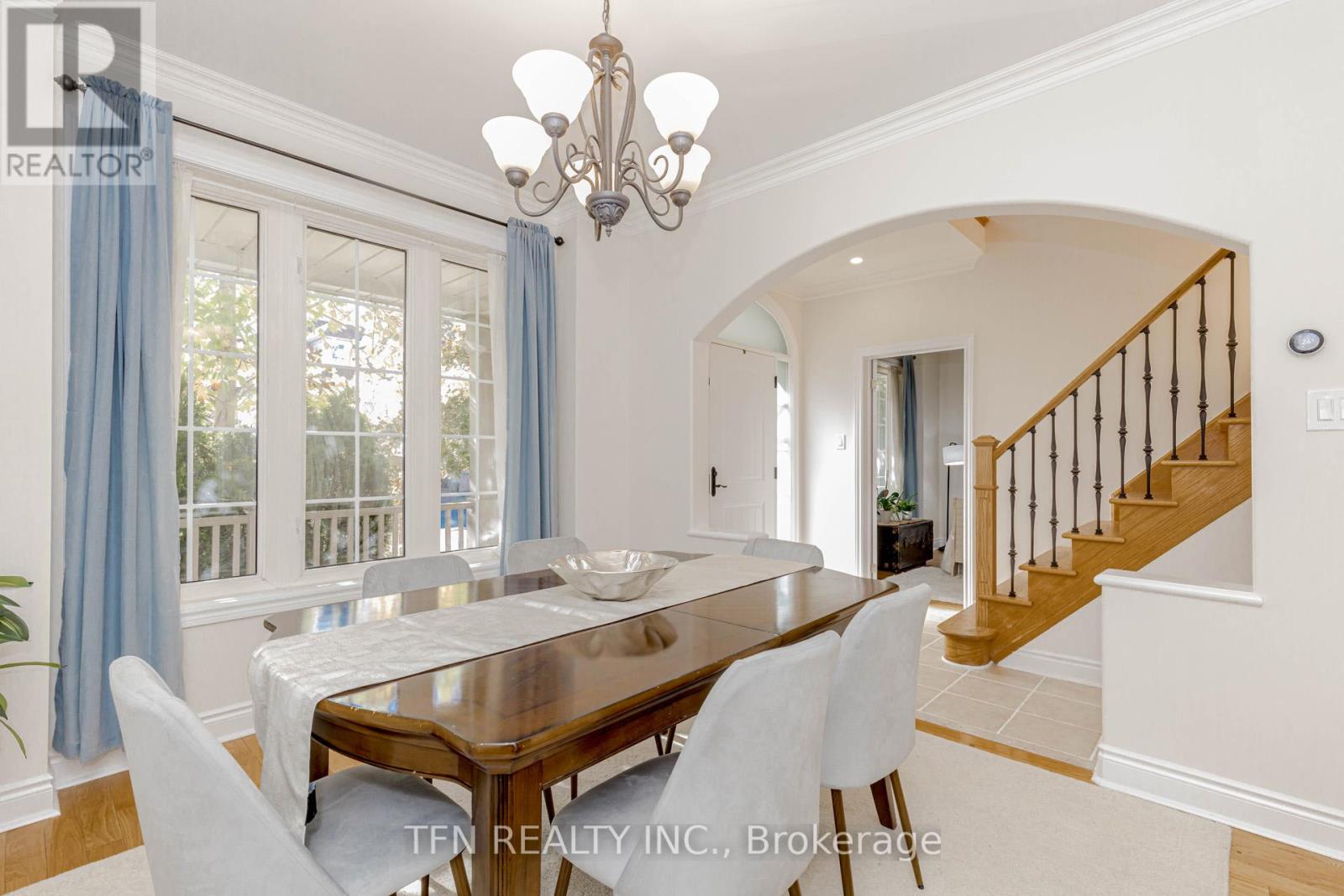 7108 Gablehurst Crescent, Mississauga, Ontario  L5W 1E7 - Photo 11 - W12455558