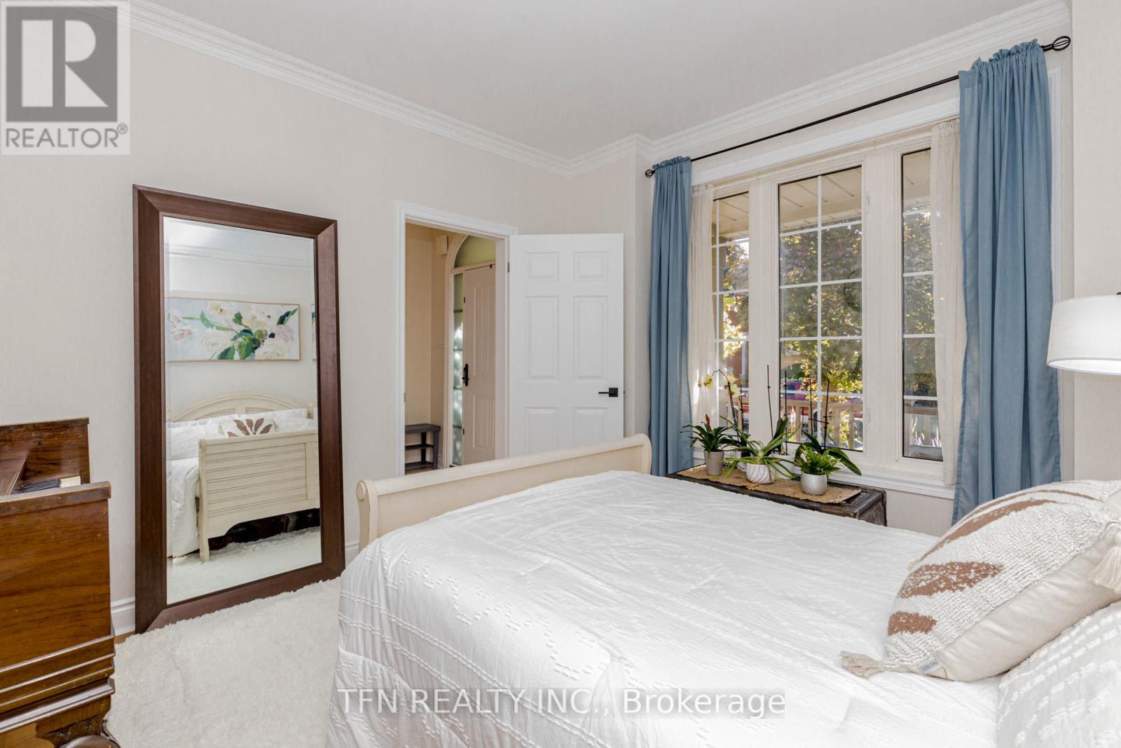 7108 Gablehurst Crescent, Mississauga, Ontario  L5W 1E7 - Photo 22 - W12455558