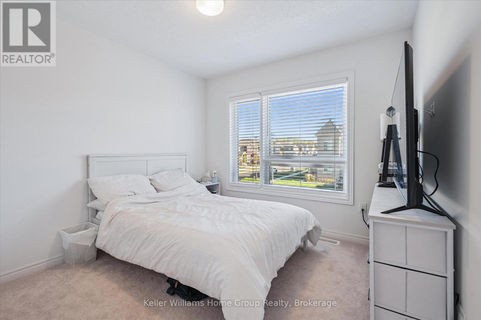 13 Edminston Drive, Centre Wellington, Ontario  N1M 0J3 - Photo 21 - X12442403