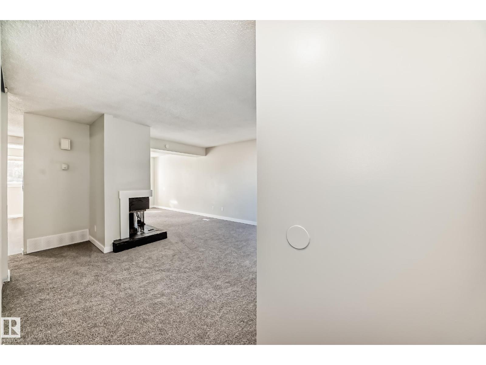 #17 1651 46 St Nw, Edmonton, Alberta  T6L 5H2 - Photo 4 - E4461638