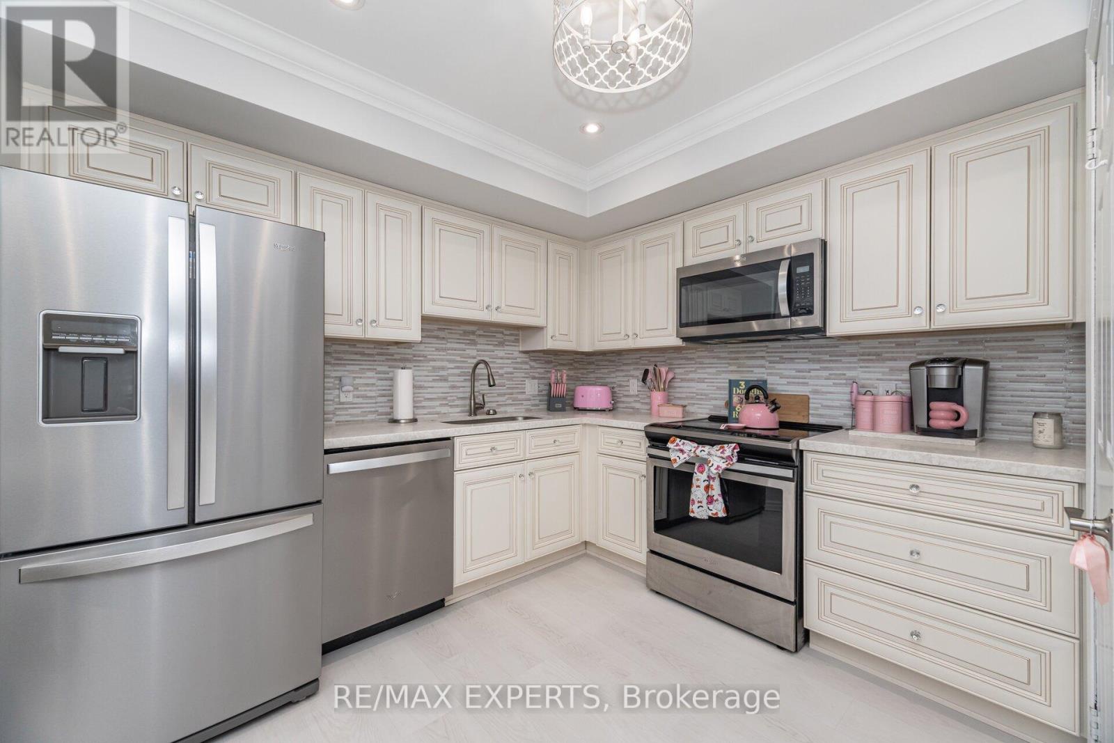 22 - 77 Mill Street E, New Tecumseth (Tottenham), Ontario  L0G 1W0 - Photo 13 - N12449639
