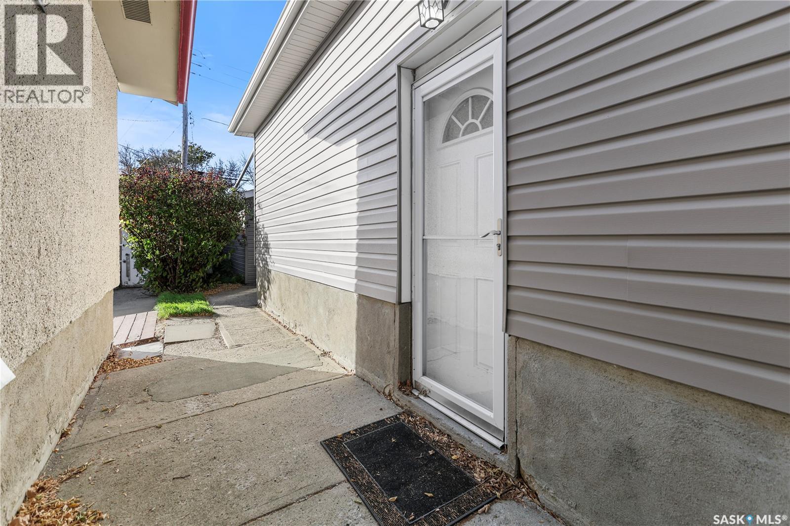 1940 York Street, Regina, Saskatchewan  S4T 4R4 - Photo 24 - SK020594