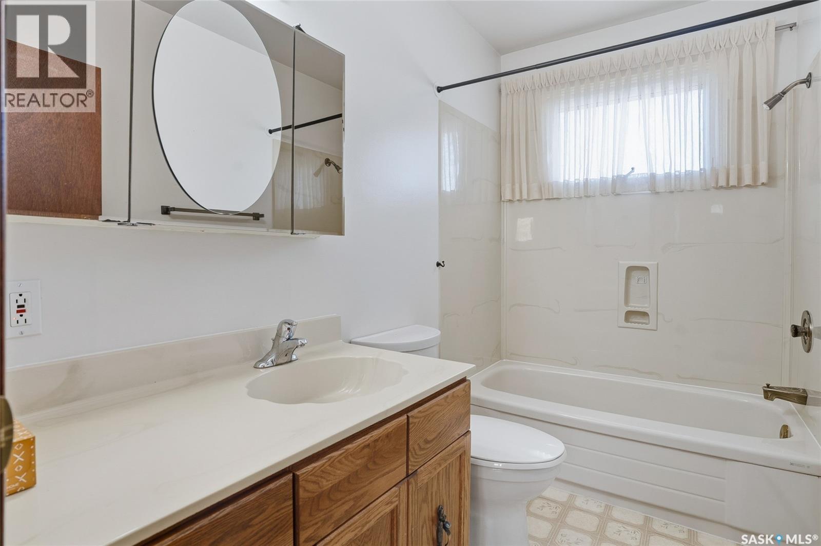 421 Winnipeg Avenue S, Saskatoon, Saskatchewan  S7M 3M6 - Photo 19 - SK020376