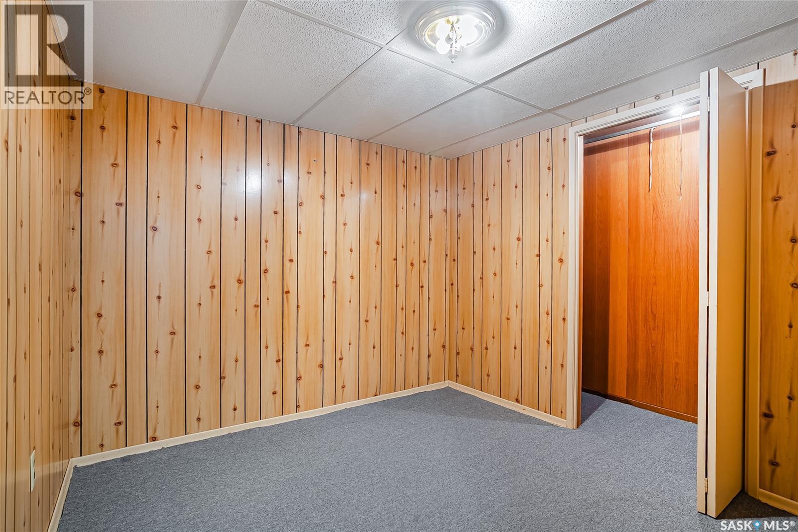 421 Winnipeg Avenue S, Saskatoon, Saskatchewan  S7M 3M6 - Photo 32 - SK020376