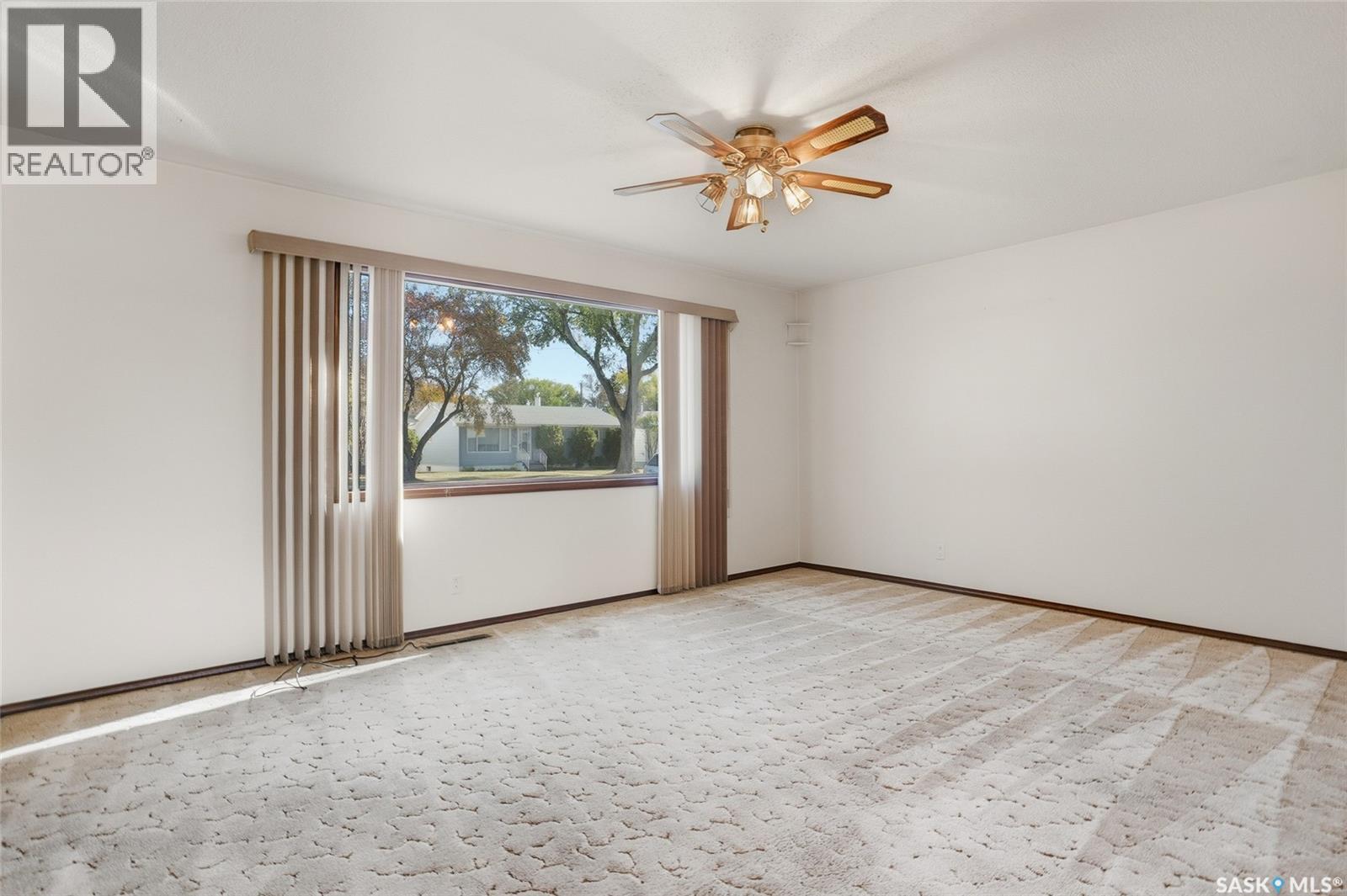 421 Winnipeg Avenue S, Saskatoon, Saskatchewan  S7M 3M6 - Photo 6 - SK020376