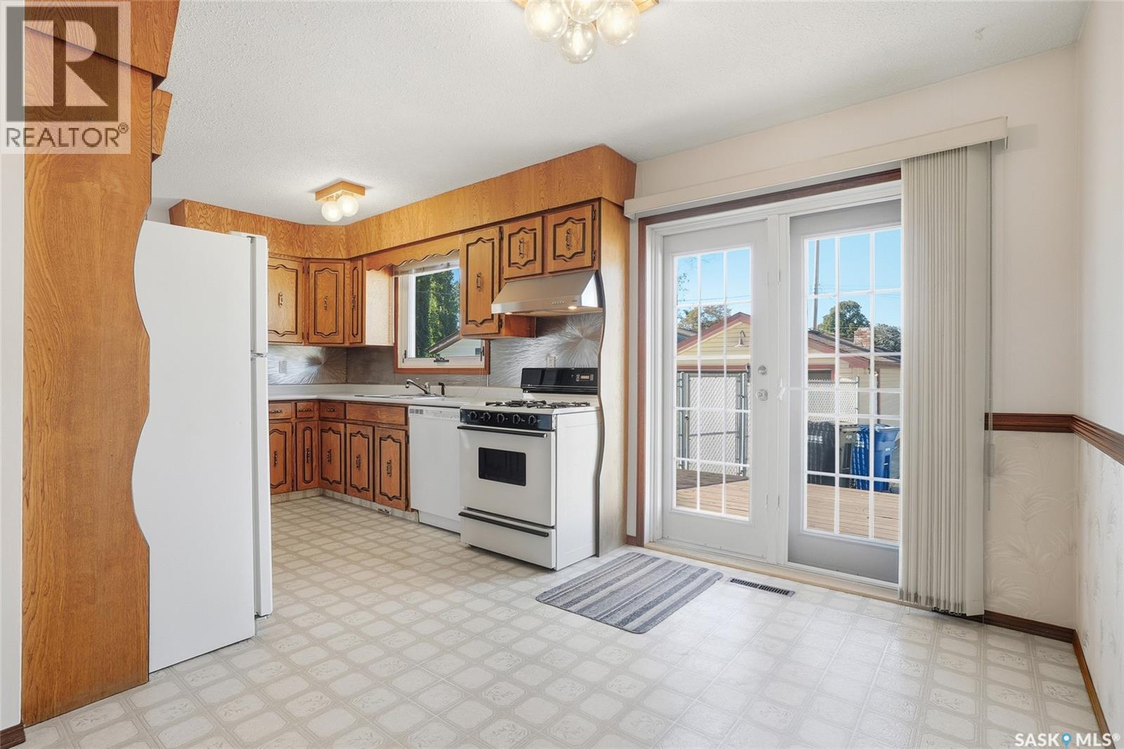 421 Winnipeg Avenue S, Saskatoon, Saskatchewan  S7M 3M6 - Photo 9 - SK020376