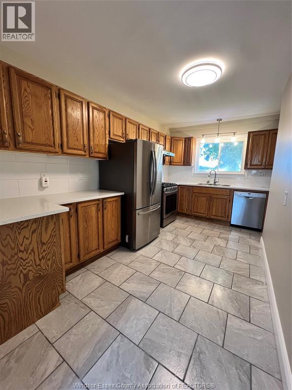691 Elliott Street West Unit# Main Floor, Windsor, Ontario  N9A 5Z7 - Photo 4 - 25025858