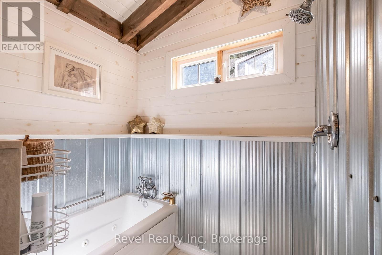 68 Talbot Drive, Brock (Beaverton), Ontario  L0K 1A0 - Photo 13 - N12456334