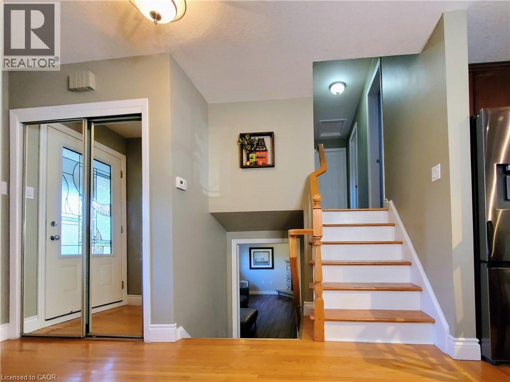 7 Crosby Drive, Kitchener, Ontario  N2B 2K6 - Photo 12 - 40778180