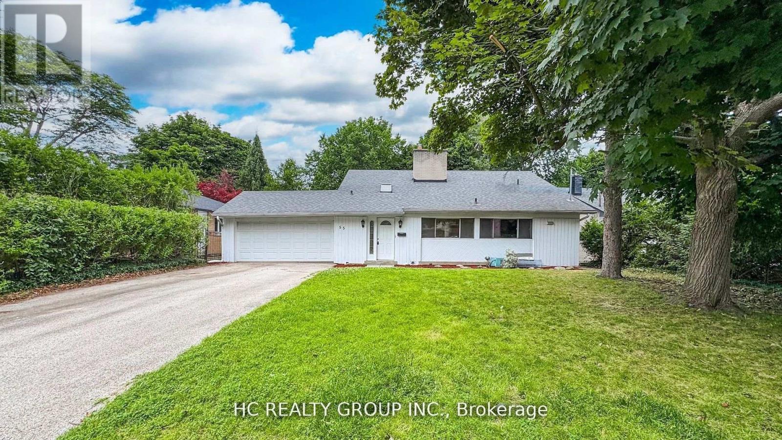 55 SUMNER HEIGHTS DRIVE, Toronto, Ontario