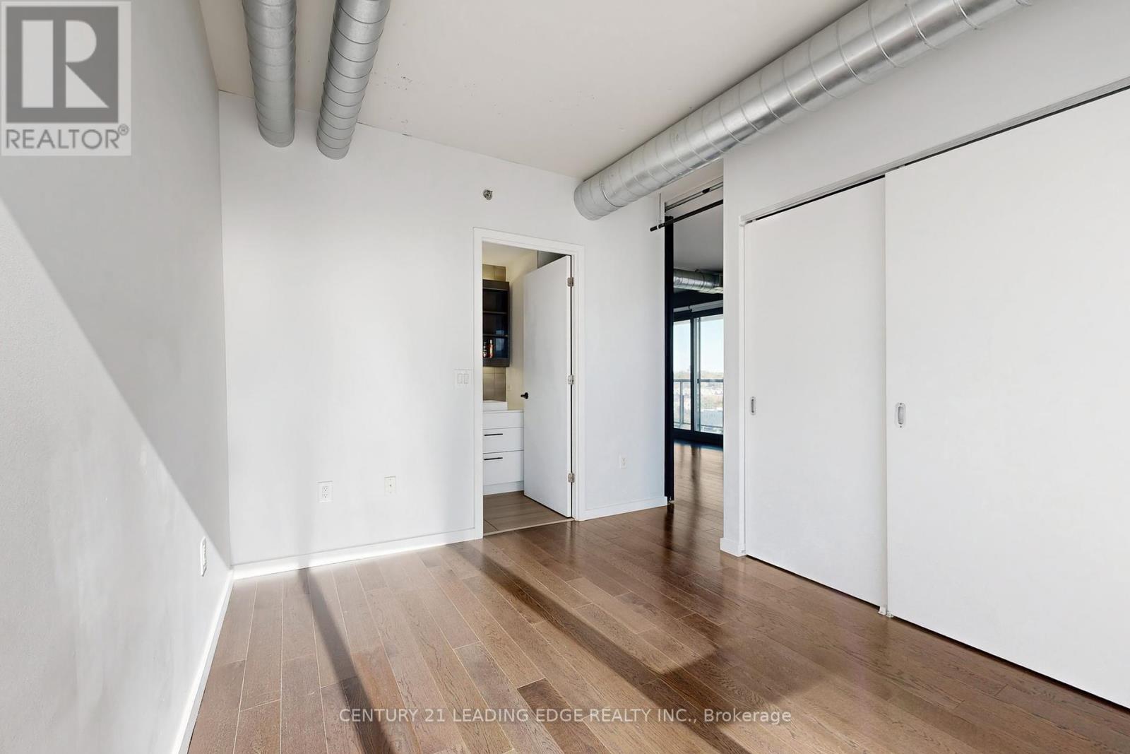 1107 - 32 Trolley Crescent, Toronto, Ontario  M5A 0E9 - Photo 12 - C12456247