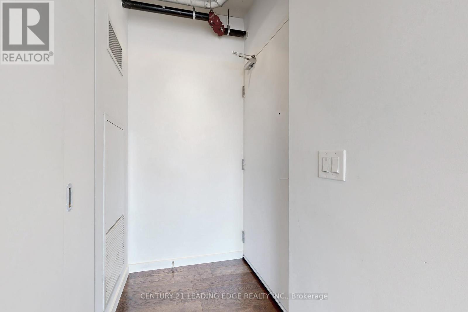 1107 - 32 Trolley Crescent, Toronto, Ontario  M5A 0E9 - Photo 19 - C12456247