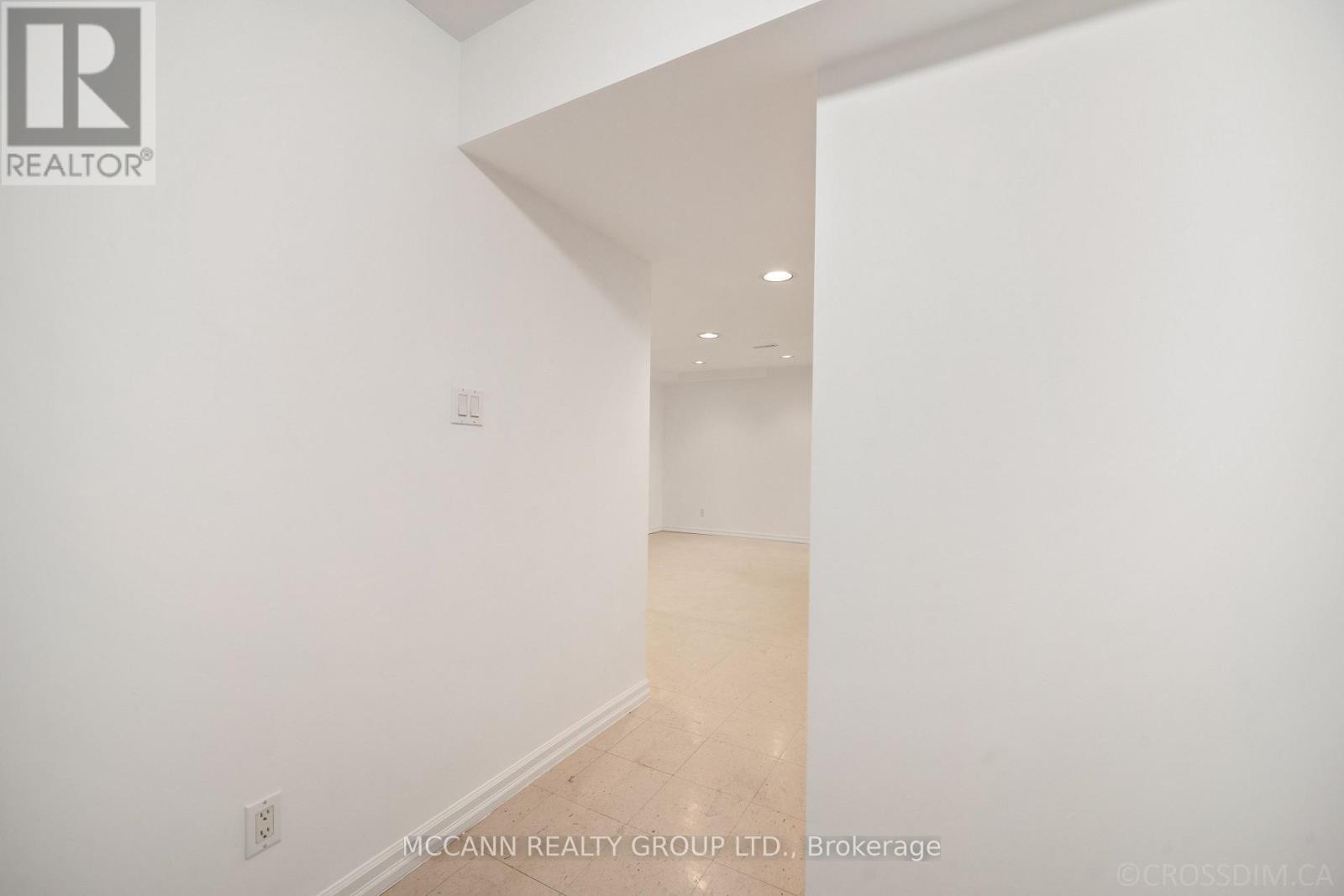 118 Braeside Road, Toronto (Lawrence Park North), Ontario  M4N 1Y2 - Photo 28 - C12456253