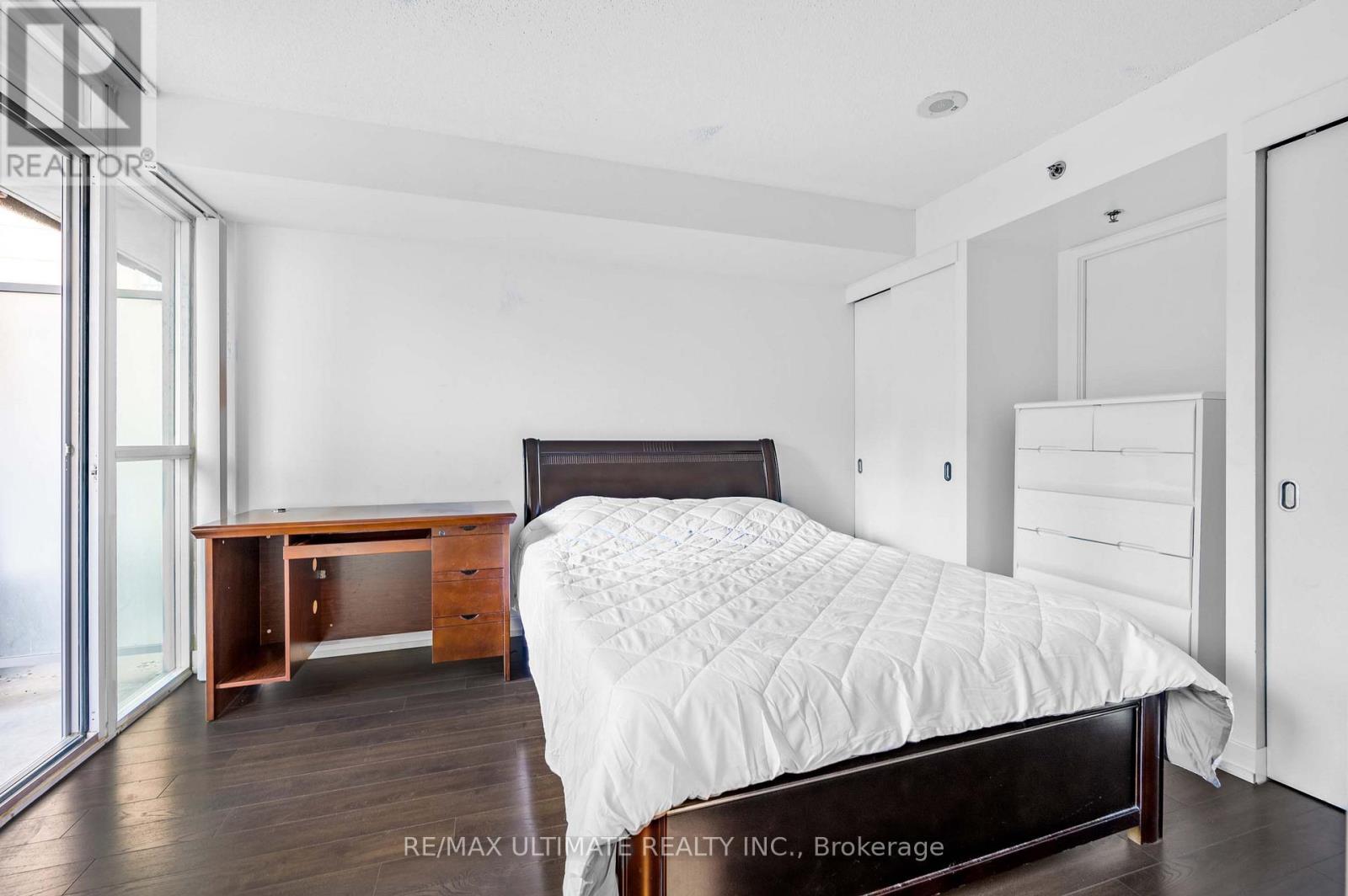 615 - 21 Nelson Street, Toronto, Ontario  M5V 1T8 - Photo 14 - C12456266