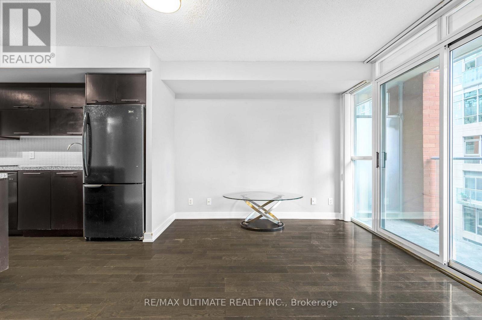 615 - 21 Nelson Street, Toronto, Ontario  M5V 1T8 - Photo 7 - C12456266