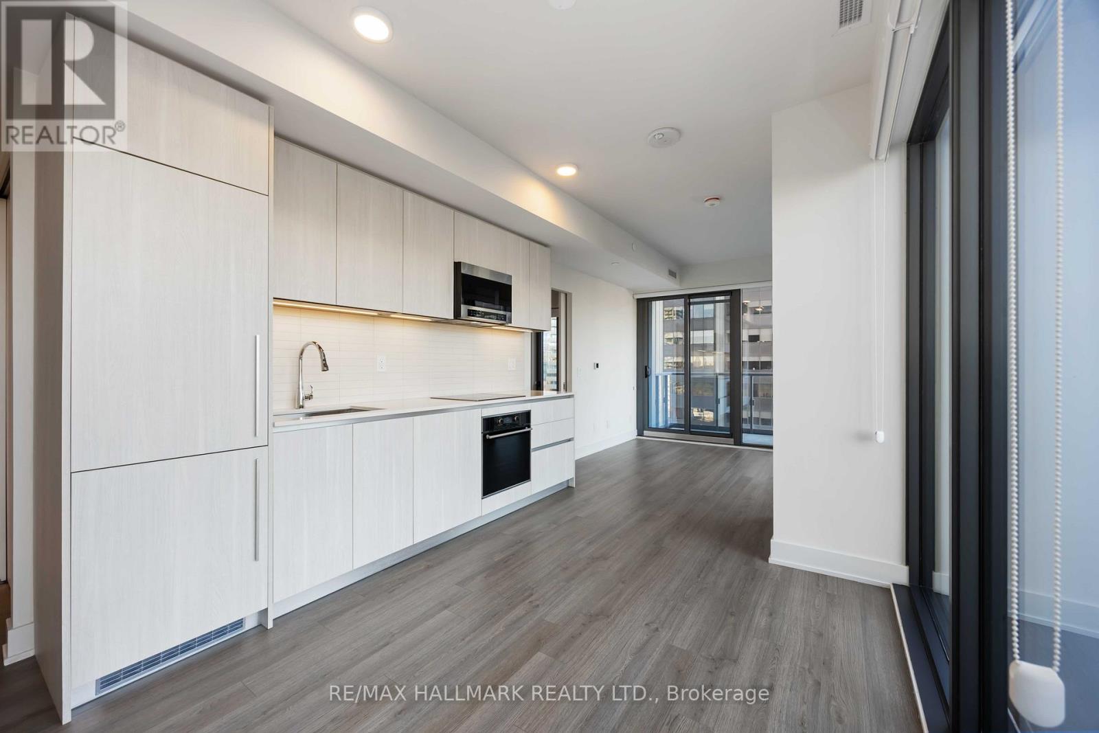 1403 - 8 Cumberland Street, Toronto (Annex), Ontario  M4W 0B6 - Photo 11 - C12456273