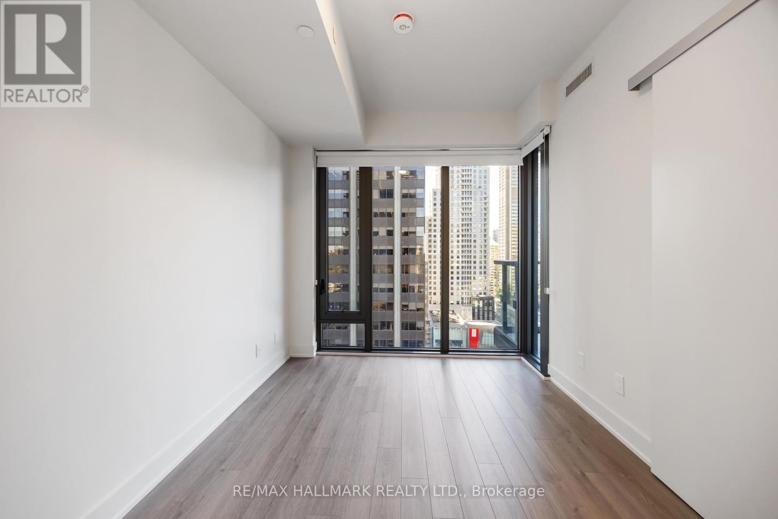 1403 - 8 Cumberland Street, Toronto (Annex), Ontario  M4W 0B6 - Photo 24 - C12456273